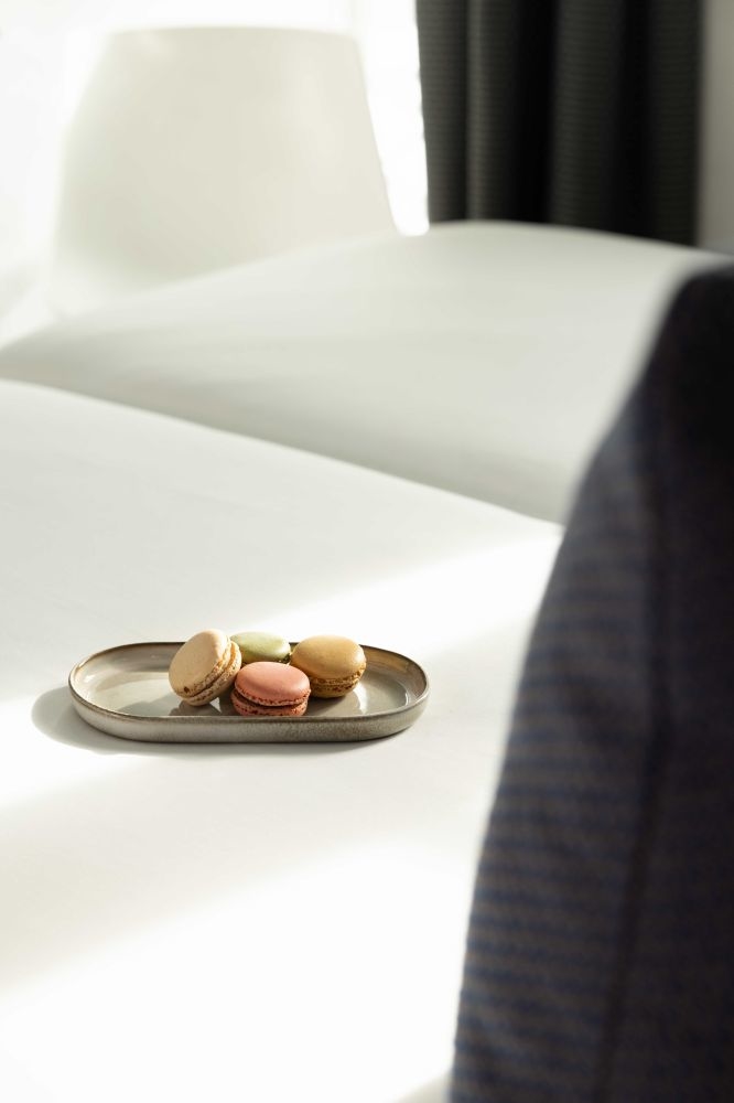 chambre triple hotel marais home 75011 75002 75004 paris republique sacre coeur view